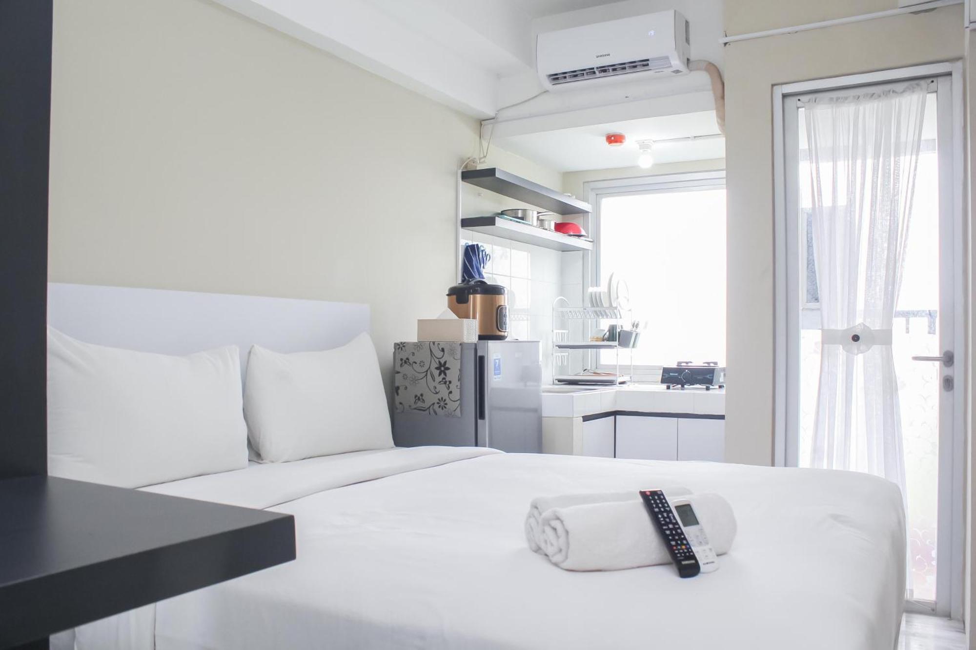 Cozy At Mont Blanc By Travelio Apartemen *